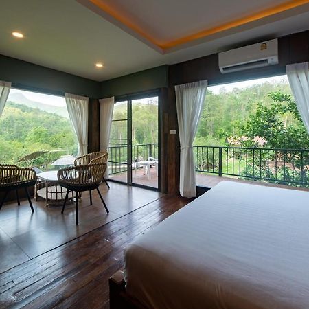 Tawan Riverside Mae Wang Extérieur photo