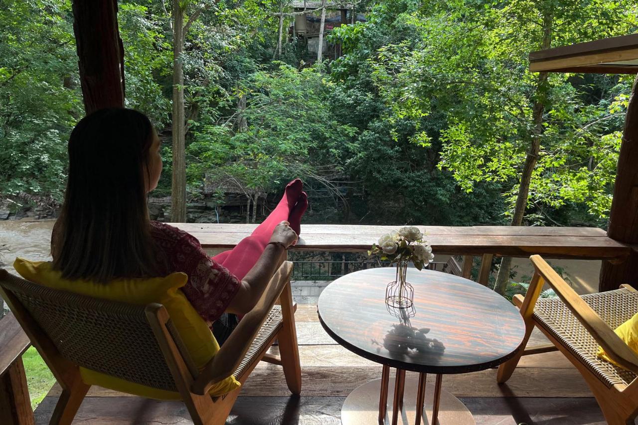 Tawan Riverside Mae Wang Extérieur photo